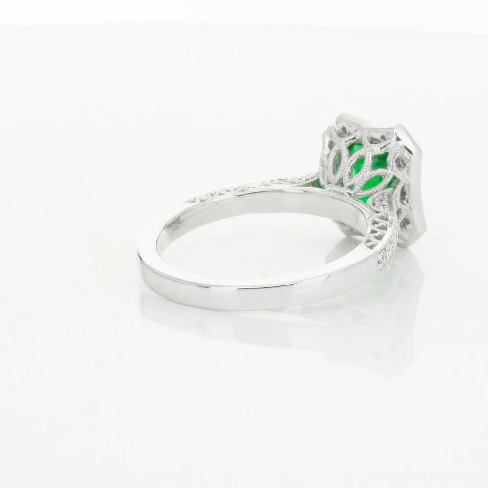 18ct White Gold Emerald & Diamond Ring