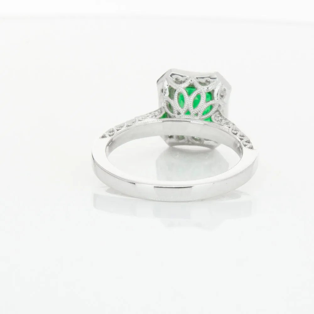 18ct White Gold Emerald & Diamond Ring