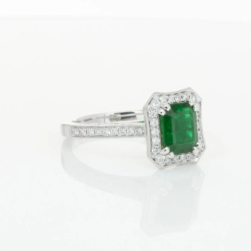18ct White Gold Emerald & Diamond Ring