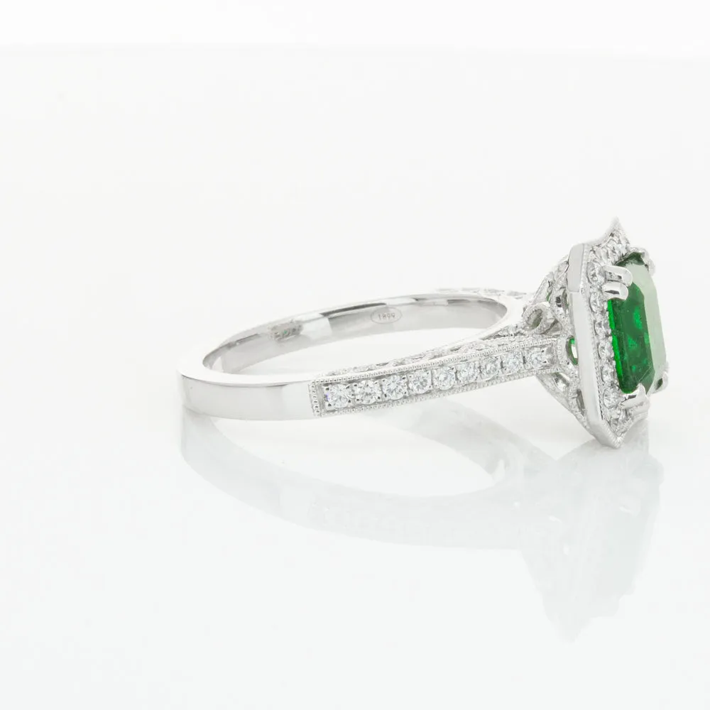 18ct White Gold Emerald & Diamond Ring