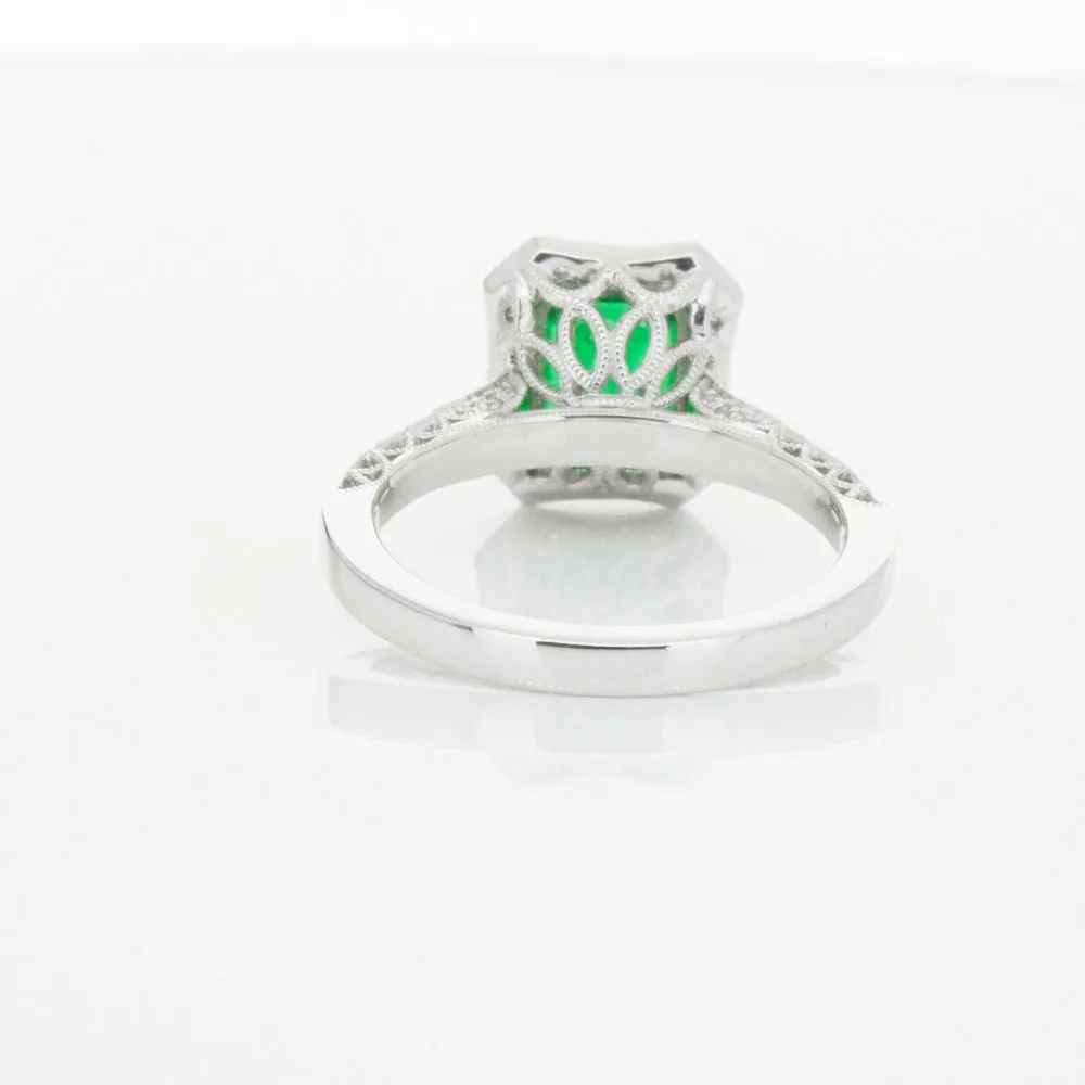 18ct White Gold Emerald & Diamond Ring