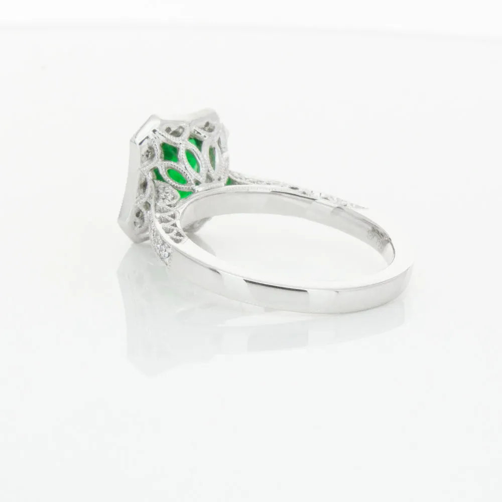 18ct White Gold Emerald & Diamond Ring
